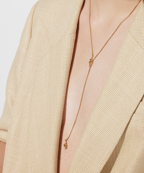 CENE(セネ)の「【CENE】セネ/ ノットチェーンロングネックレス(ネックレス・レディース・ゴールド/シルバー・FREE)」の5枚目の写真