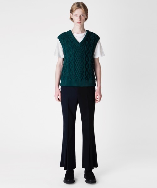 FORSOMEONE（フォーサムワン）の「FORSOMEONE ARAN KNIT VEST（ベスト・メンズ・イエロー/ダークグリーン・48）」の19枚目の写真