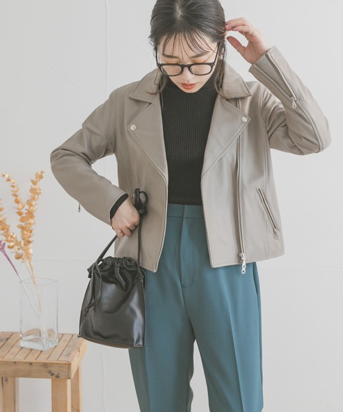 ITEMS URBANRESEARCH(アイテムズ アーバンリサーチ)の「モチモチタートルネックニット(ニット/セーター・レディース・ブラック/グレー/レッド/アイボリー・FREE)」の18枚目の写真