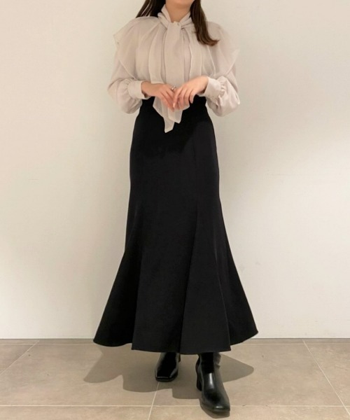 SNIDEL（スナイデル）の「【WEB限定サイズあり】ヘムフレアマーメイドスカート（スカート・レディース・その他/ブラック/ブルー・00/1/2/0）」の7枚目の写真