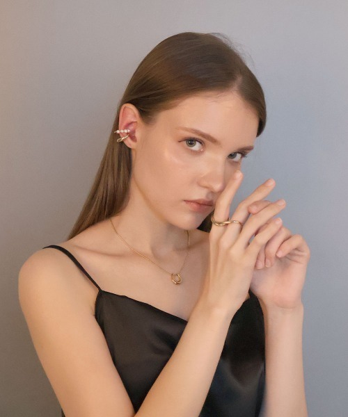 CEMONEMO（セモネモ）の「【金属アレルギー対応】 ホースシュー スネークチェーン ネックレス / サージカルステンレス316L（ネックレス・レディース・シルバー/ゴールド・FREE）」の18枚目の写真