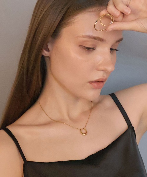 CEMONEMO（セモネモ）の「【金属アレルギー対応】 ホースシュー スネークチェーン ネックレス / サージカルステンレス316L（ネックレス・レディース・シルバー/ゴールド・FREE）」の15枚目の写真