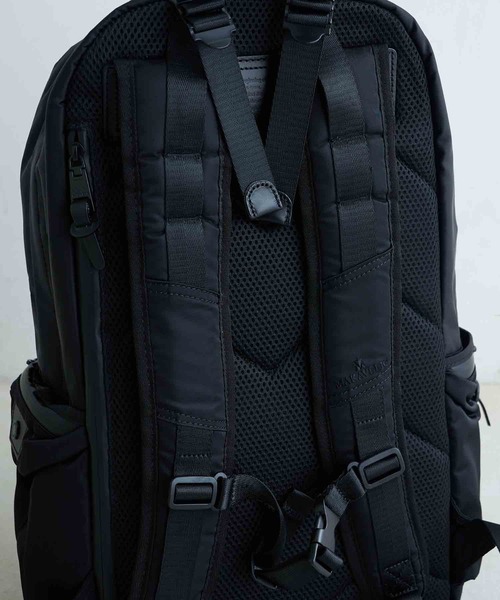 Lui's（ルイス）の「【MAKAVELIC / マキャベリック】BIND UP BACKPACK BLACK EDITION(バックパック)（バックパック/リュック・メンズ・ブラック・FREE）」の14枚目の写真