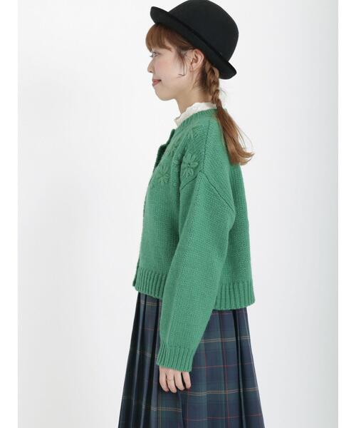 Samansa Mos2(サマンサ モスモス)の「花刺繍入りクルーカーディガン(カーディガン/ボレロ・レディース・ブラック/グリーン/モカ/ベージュ・フリ-)」の21枚目の写真