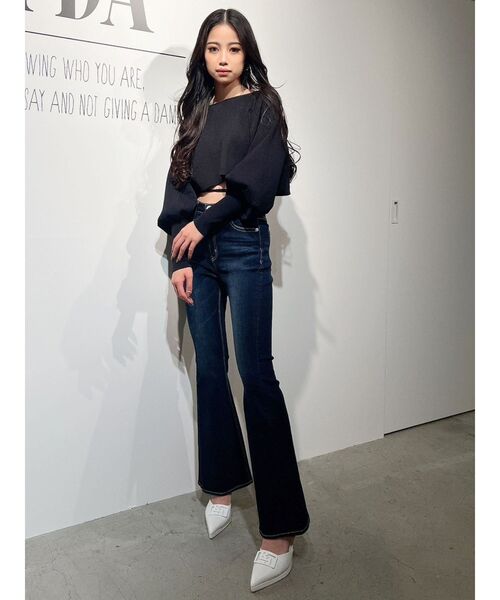 GYDA(ジェイダ)の「2WAYカシュクールリブニットトップス(ニット/セーター・レディース・ブラック/オフホワイト・FREE)」の17枚目の写真