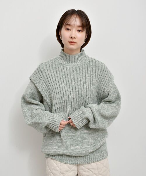 RETRO GIRL(レトロガール)の「ニットレイヤードSET(ニット/セーター・レディース・ブラック/ナチュラル/グリーン・FREE)」の1枚目の写真