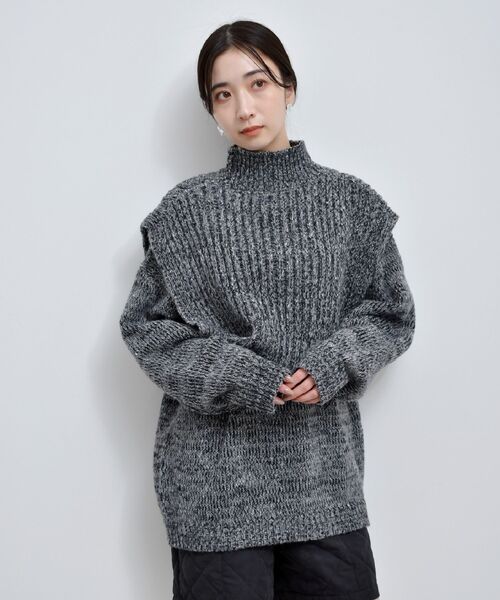 RETRO GIRL(レトロガール)の「ニットレイヤードSET(ニット/セーター・レディース・ブラック/ナチュラル/グリーン・FREE)」の2枚目の写真