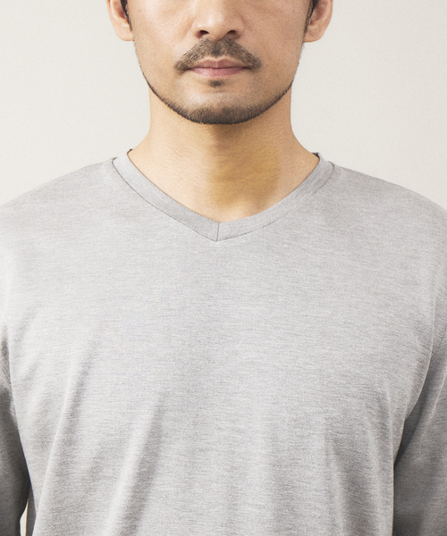 ABAHOUSE GRAY(アバハウスグレイ)の「【Vネック】ポンチ 長袖 Tシャツ(Tシャツ/カットソー・メンズ・ホワイト/ライトグレー/ブラック/ネイビー・46/48)」の15枚目の写真