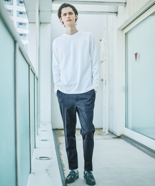 ABAHOUSE GRAY(アバハウスグレイ)の「【Vネック】ポンチ 長袖 Tシャツ(Tシャツ/カットソー・メンズ・ホワイト/ライトグレー/ブラック/ネイビー・46/48)」の7枚目の写真