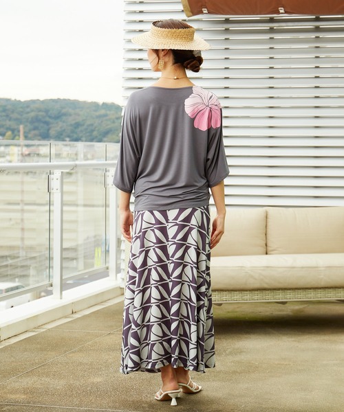 Maunaloa(マウナロア)の「【Maunaloa】ハイビドルマントップス(Tシャツ/カットソー・レディース・ブラック/グレー/チャコール/ブラック×ピンク・L/M)」の12枚目の写真