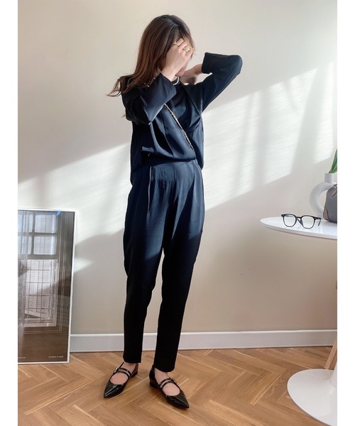 ANOTHER S（アナザーエス）の「Vネックブラウス＆テーパードパンツ