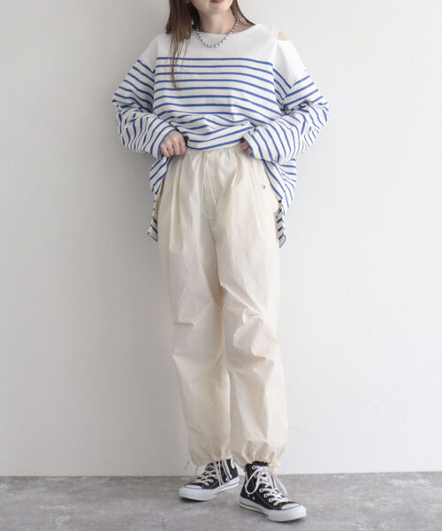 fredy emue（フレディエミュ）の「パラシュートパンツ（その他パンツ・レディース・アイボリー/カーキ・38）」の8枚目の写真