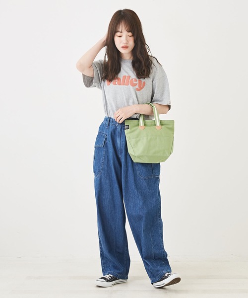 CUBE SUGAR(キューブシュガー)の「汗ジミ防止カットソーロゴプリントTシャツ(Tシャツ/カットソー・レディース・キャメル/ピンク/マルチ/トップグレー/ブルー・M)」の7枚目の写真