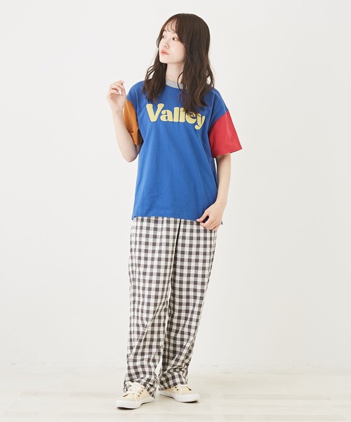 CUBE SUGAR(キューブシュガー)の「汗ジミ防止カットソーロゴプリントTシャツ(Tシャツ/カットソー・レディース・キャメル/ピンク/マルチ/トップグレー/ブルー・M)」の22枚目の写真