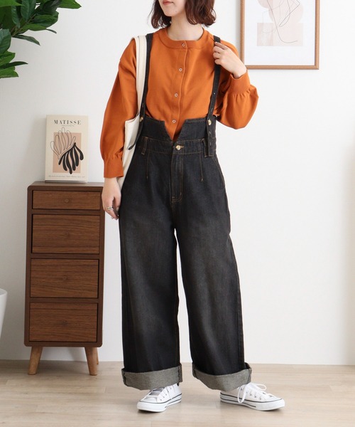 atONE(アットワン)の「atONE デニムハイウェストサスペンダーワイドパンツ(デニムパンツ・レディース・ワンウォッシュ/ネイビー/ブラック系その他・M/LL/L/4L/3L)」の2枚目の写真