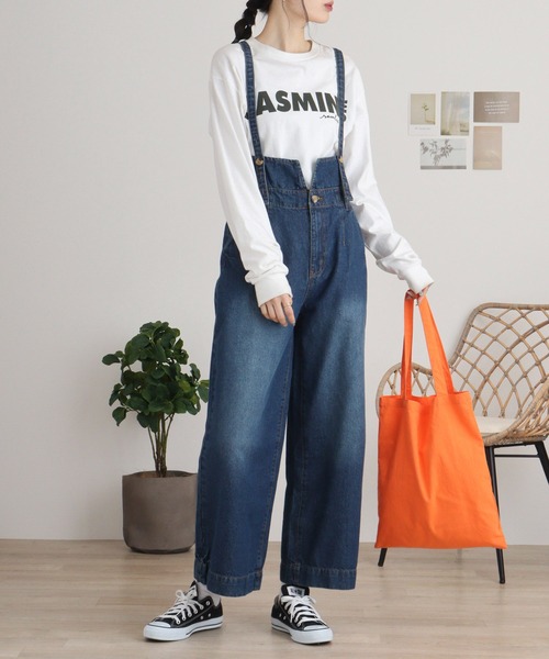 atONE(アットワン)の「atONE デニムハイウェストサスペンダーワイドパンツ(デニムパンツ・レディース・ワンウォッシュ/ネイビー/ブラック系その他・M/LL/L/4L/3L)」の4枚目の写真