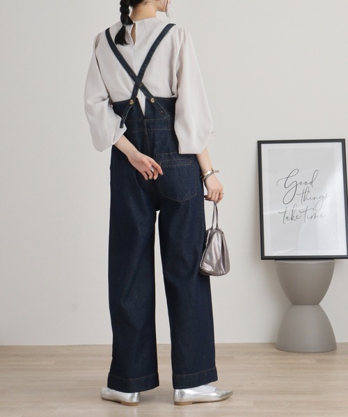 atONE(アットワン)の「atONE デニムハイウェストサスペンダーワイドパンツ(デニムパンツ・レディース・ワンウォッシュ/ネイビー/ブラック系その他・M/LL/L/4L/3L)」の10枚目の写真