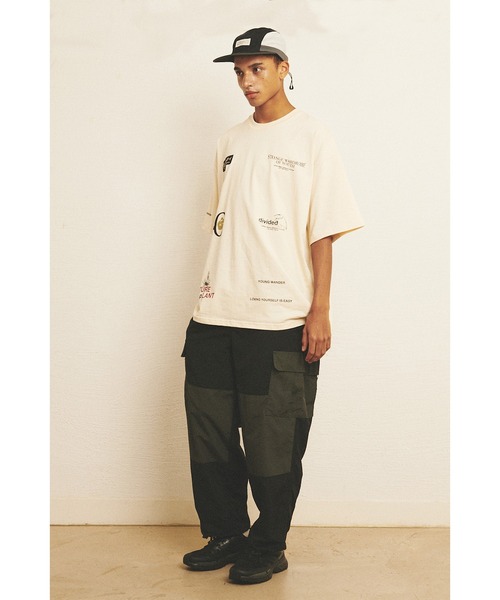 LIBERE（リベーレ）の「LIBERE リベーレ / EVR SS TEE グラフィックプリントビッグシルエットTシャツ / 231208-231209（Tシャツ/カットソー・メンズ・ナチュラル/ブラック・MEDIUM/SMALL/LARGE）」の16枚目の写真