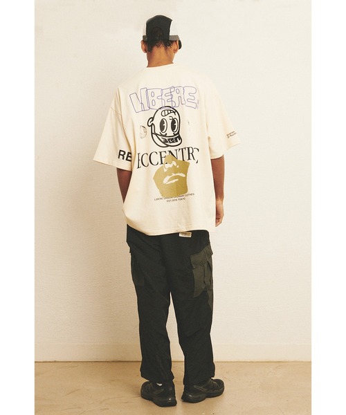 LIBERE（リベーレ）の「LIBERE リベーレ / EVR SS TEE グラフィックプリントビッグシルエットTシャツ / 231208-231209（Tシャツ/カットソー・メンズ・ナチュラル/ブラック・MEDIUM/SMALL/LARGE）」の17枚目の写真