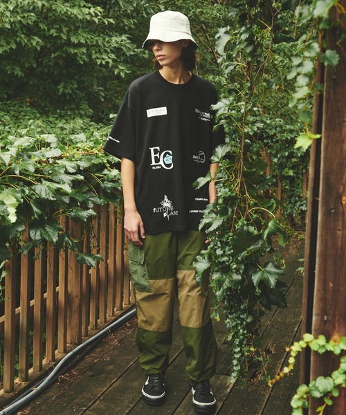 LIBERE（リベーレ）の「LIBERE リベーレ / EVR SS TEE グラフィックプリントビッグシルエットTシャツ / 231208-231209（Tシャツ/カットソー・メンズ・ナチュラル/ブラック・MEDIUM/SMALL/LARGE）」の21枚目の写真