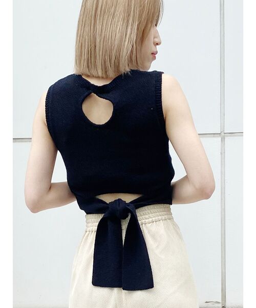 MURUA(ムルーア)の「ファインベーシックニットタンク(タンクトップ・レディース・ブラック/グリーン/アイボリー/モカ・FREE)」の2枚目の写真