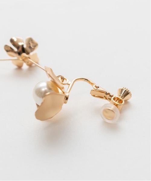 RANDA(ランダ)の「フラワーパーツイヤリング(イヤリング・レディース・ゴールド/シルバー・FREE)」の7枚目の写真