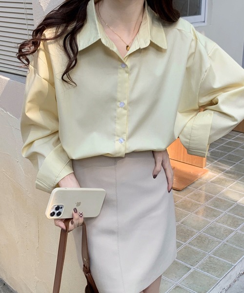 Girly Doll（ガーリードール）の「オーバーサイズカラーシャツ（シャツ/ブラウス・レディース・ブルーグレー/ライトブルー/グリーン/ピンク/ブラウン/ホワイト/ブルーパープル/オレンジ/モカ/パープル/イエロー/ベージュ/ダークブルー・F）」の11枚目の写真