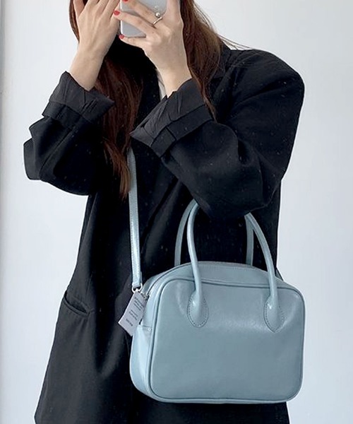 florist（フローリスト）の「【2WAY/3WAY】スクエアシルエットのシンプルレザーハンドバッグ/ショルダーバッグ（ボストンバッグ・レディース・ライトブルー/ホワイト/ブラック・FREE）」の7枚目の写真