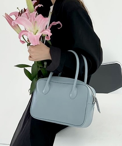 florist（フローリスト）の「【2WAY/3WAY】スクエアシルエットのシンプルレザーハンドバッグ/ショルダーバッグ（ボストンバッグ・レディース・ライトブルー/ホワイト/ブラック・FREE）」の8枚目の写真