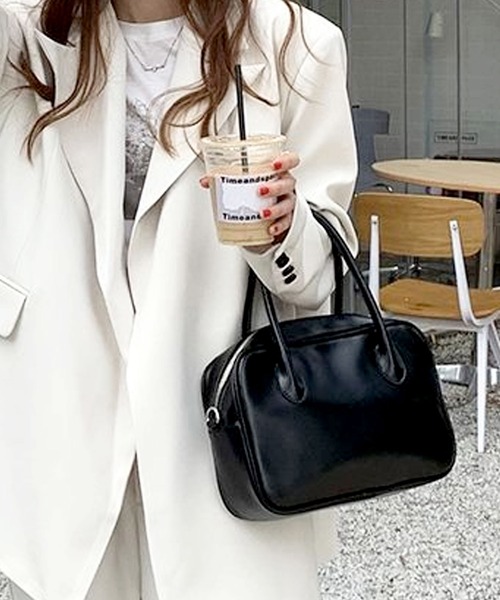 florist（フローリスト）の「【2WAY/3WAY】スクエアシルエットのシンプルレザーハンドバッグ/ショルダーバッグ（ボストンバッグ・レディース・ライトブルー/ホワイト/ブラック・FREE）」の10枚目の写真