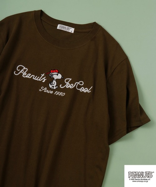 PEANUTS(ピーナッツ)の「PEANUTS チェーンステッチ Tシャツ 半袖(Tシャツ/カットソー・レディース・オフホワイト/カーキ/グレイッシュブルー/チャコール/ブラック/ホワイト・M/L/LL)」の5枚目の写真