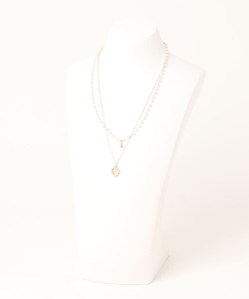VIBGYOR Women（ヴィブジョー　ウィメン）の「【float】2連 パールビーズ ハート ネックレス（ネックレス・レディース・ホワイト×ゴールド・FREE）」の2枚目の写真