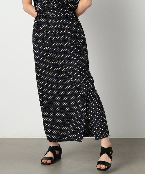 COMME CA ISM（コムサイズム）の「【洗える／セットアップ対応】ドット　前ベンツ　タイトスカート（スカート・レディース・ブラック/ホワイト・MEDIUM/LARGE）」の2枚目の写真