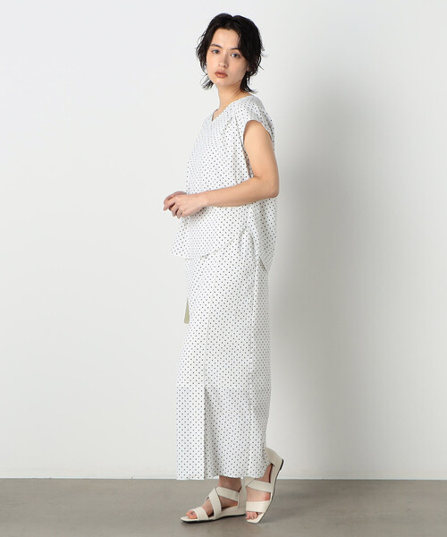 COMME CA ISM（コムサイズム）の「【洗える／セットアップ対応】ドット　前ベンツ　タイトスカート（スカート・レディース・ブラック/ホワイト・MEDIUM/LARGE）」の4枚目の写真