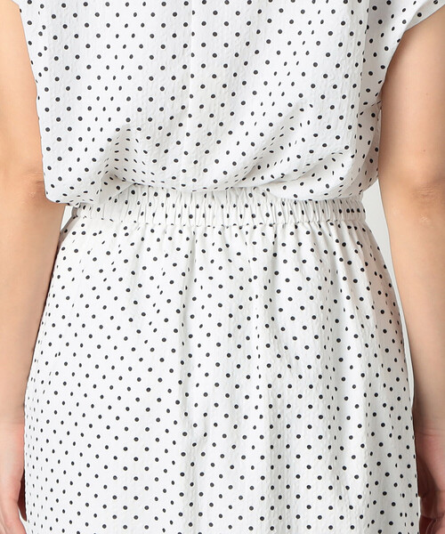 COMME CA ISM（コムサイズム）の「【洗える／セットアップ対応】ドット　前ベンツ　タイトスカート（スカート・レディース・ブラック/ホワイト・MEDIUM/LARGE）」の13枚目の写真