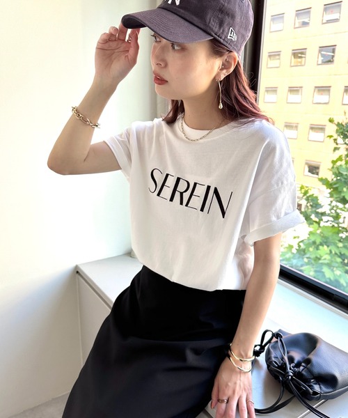 DISCOAT(ディスコート)の「【WEB限定】SEREIN刺繍ロゴTシャツ(Tシャツ/カットソー・レディース・ホワイト/チャコールグレー/ベージュ/ネイビー/ネイビー系1/ホワイト×シルバー/グレー系その他・FREE)」の15枚目の写真
