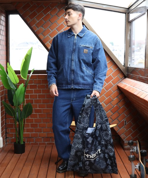 Carhartt(カーハート)の「Carhartt 総柄エコバッグ(エコバッグ/サブバッグ・メンズ・ブラック・FREE)」の9枚目の写真