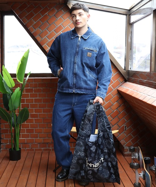 Carhartt(カーハート)の「Carhartt 総柄エコバッグ(エコバッグ/サブバッグ・メンズ・ブラック・FREE)」の10枚目の写真