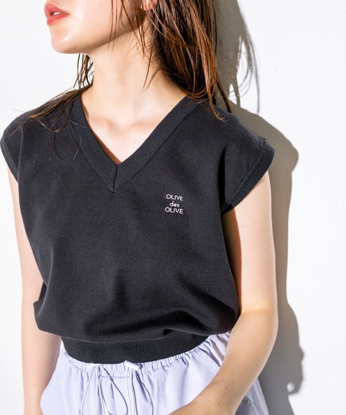 OLIVE des OLIVE（オリーブデオリーブ）の「ワンポイント刺繍ニットベスト　1032050070（ベスト・レディース・ネイビー/オフホワイト/トップグレー・FREE）」の3枚目の写真