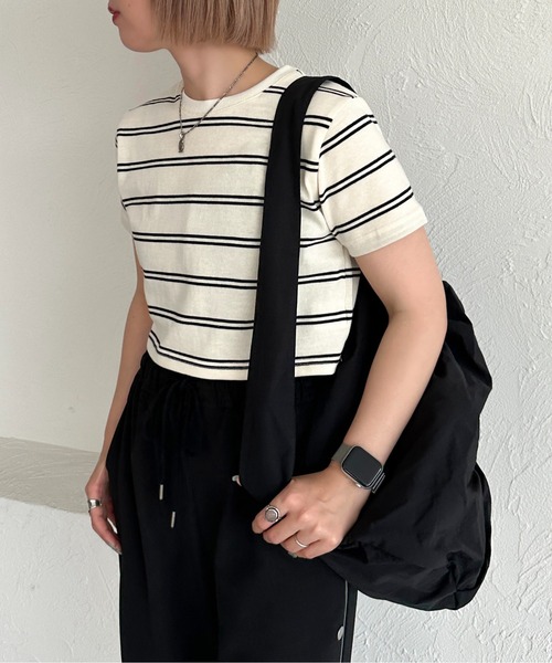 apres jour mignon(アプレジュールミニョン)の「マルチボーダーショートTシャツ【ZOZOTOWN限定アイテム】(Tシャツ/カットソー・レディース・オフホワイト/ブラック/アイボリー・X-LARGE/フリー)」の4枚目の写真