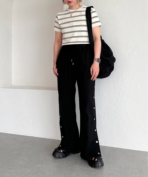 apres jour mignon(アプレジュールミニョン)の「マルチボーダーショートTシャツ【ZOZOTOWN限定アイテム】(Tシャツ/カットソー・レディース・オフホワイト/ブラック/アイボリー・X-LARGE/フリー)」の12枚目の写真