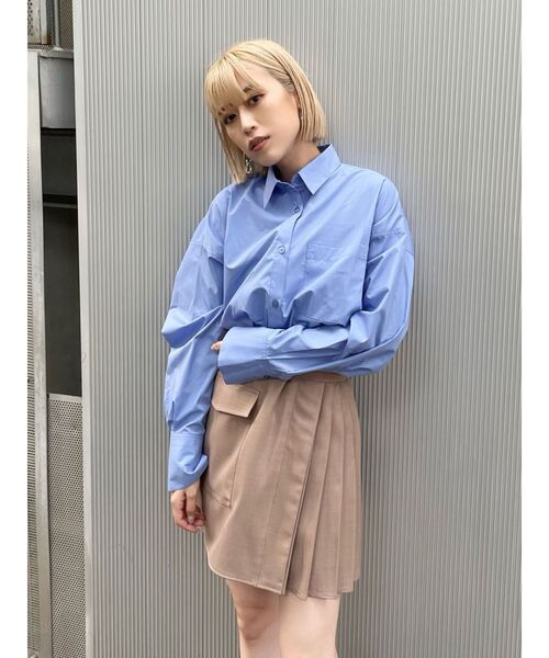 MURUA（ムルーア）の「アシメプリーツミニスカート（スカート・レディース・ベージュ/ダークグレー・1/2）」の7枚目の写真