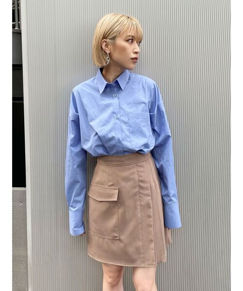 MURUA（ムルーア）の「アシメプリーツミニスカート（スカート・レディース・ベージュ/ダークグレー・1/2）」の8枚目の写真
