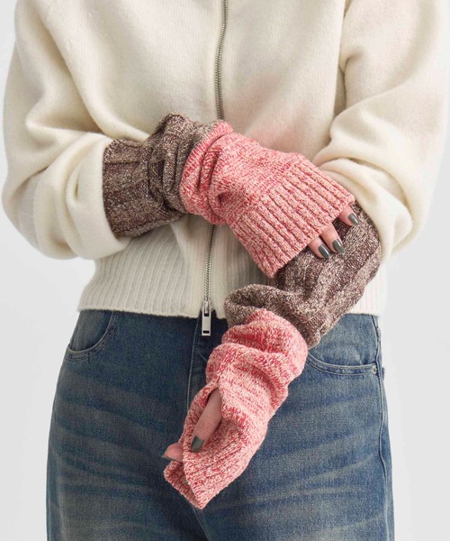 STUDIOUS(ステュディオス)の「【STUDIOUS/ステュディオス】バイカラーネップアームウォーマー(アームカバー・レディース・ベージュ/レッド・FREE)」の9枚目の写真