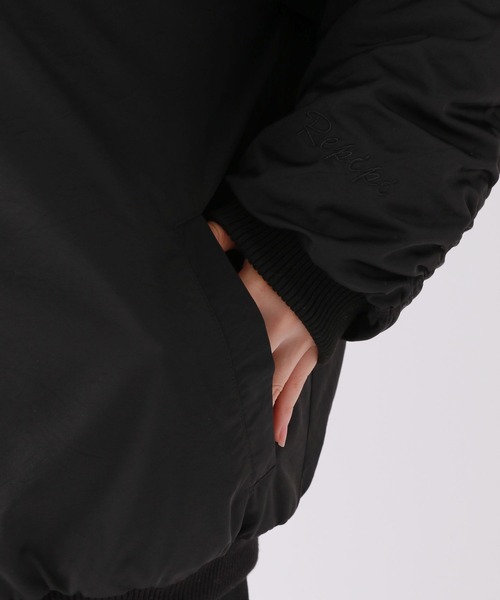 repipi armario（レピピ アルマリオ）の「【2WAY】フードツキMA-1（MA-1・キッズ・ブラック/カーキ・MEDIUM/LARGE/SMALL）」の12枚目の写真