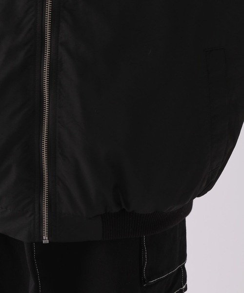 repipi armario（レピピ アルマリオ）の「【2WAY】フードツキMA-1（MA-1・キッズ・ブラック/カーキ・MEDIUM/LARGE/SMALL）」の13枚目の写真