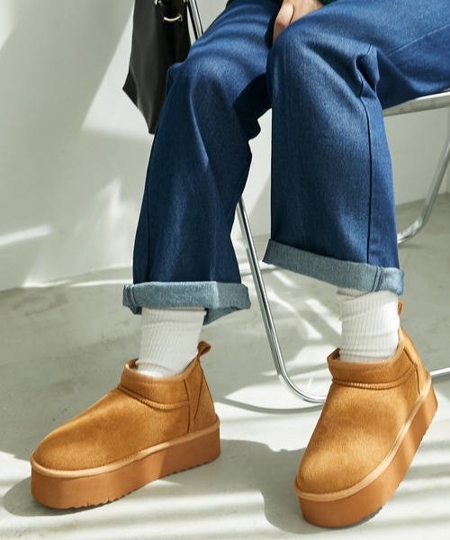 Chaco closet（チャコ クローゼット）の「厚底 ラウンドトゥ ショートブーツ（ブーツ・レディース・ダークブラウン/グレー/ブラウン/ブラック・S/M/L）」の4枚目の写真