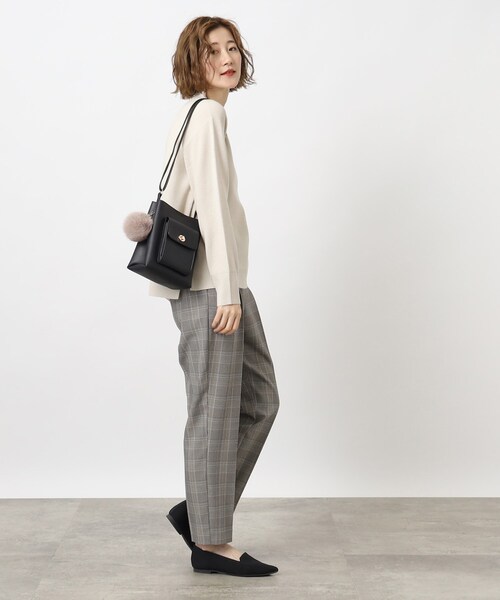 grove（グローブ）の「◆ヒネリポケファーポン付きミニショルダー（ショルダーバッグ・レディース・ダークグリーン/サンドベージュ/ライトグレー/ブラック・00）」の6枚目の写真