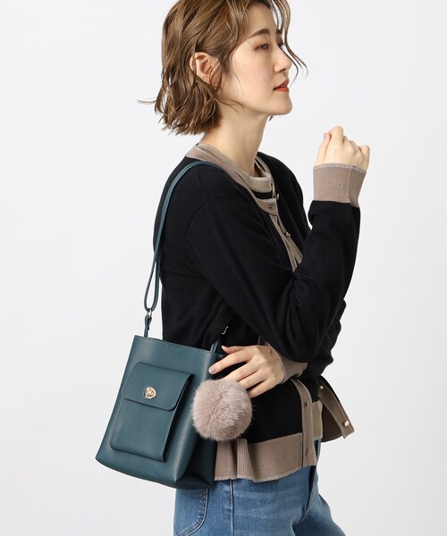 grove（グローブ）の「◆ヒネリポケファーポン付きミニショルダー（ショルダーバッグ・レディース・ダークグリーン/サンドベージュ/ライトグレー/ブラック・00）」の8枚目の写真