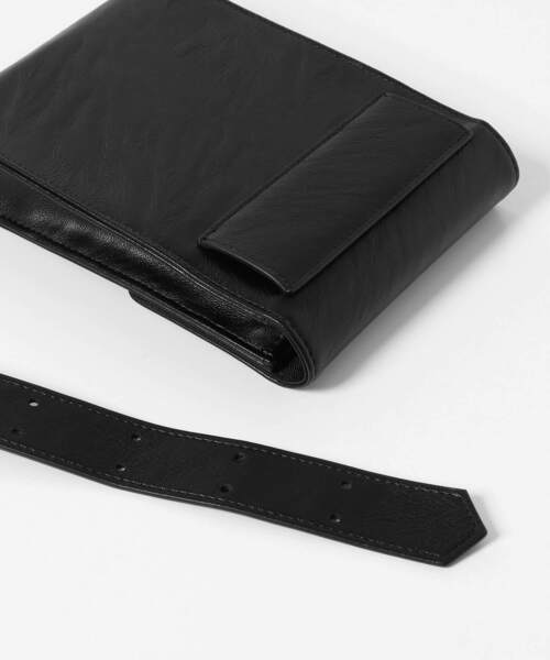 KBF(ケイビーエフ)の「マルチWAYベルトBAG(ショルダーバッグ・レディース・ブラック/ホワイト・ONE)」の17枚目の写真
